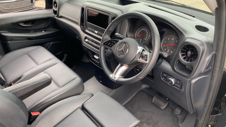 Mercedes-Benz Vito Tourer L3 Diesel Rwd 114 CDI Pro 9-Seater 9G-Tronic